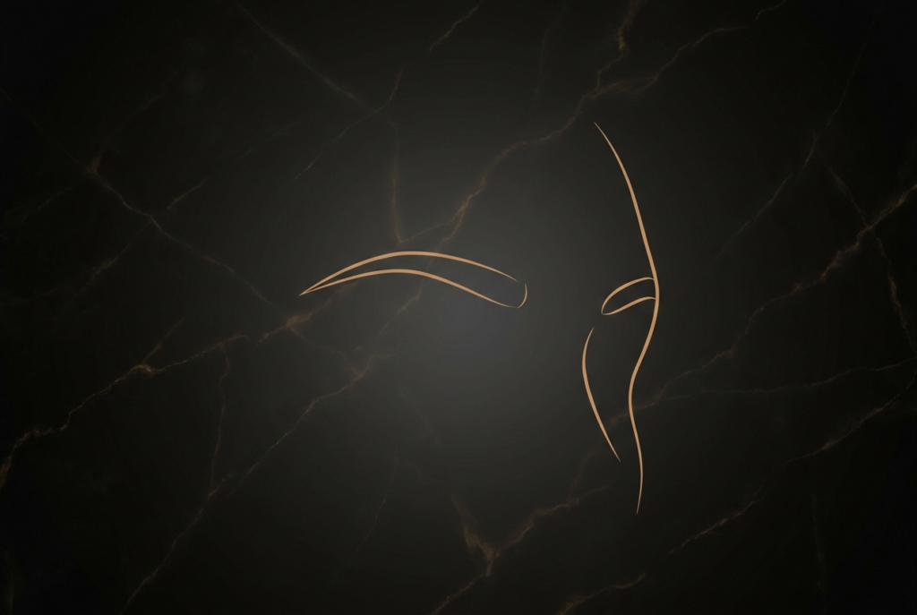 Gold line illustration of the upper face with subtle brow lift arcs